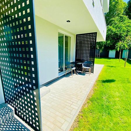 Lilac Apartman Balatonlelle Zewnętrze zdjęcie