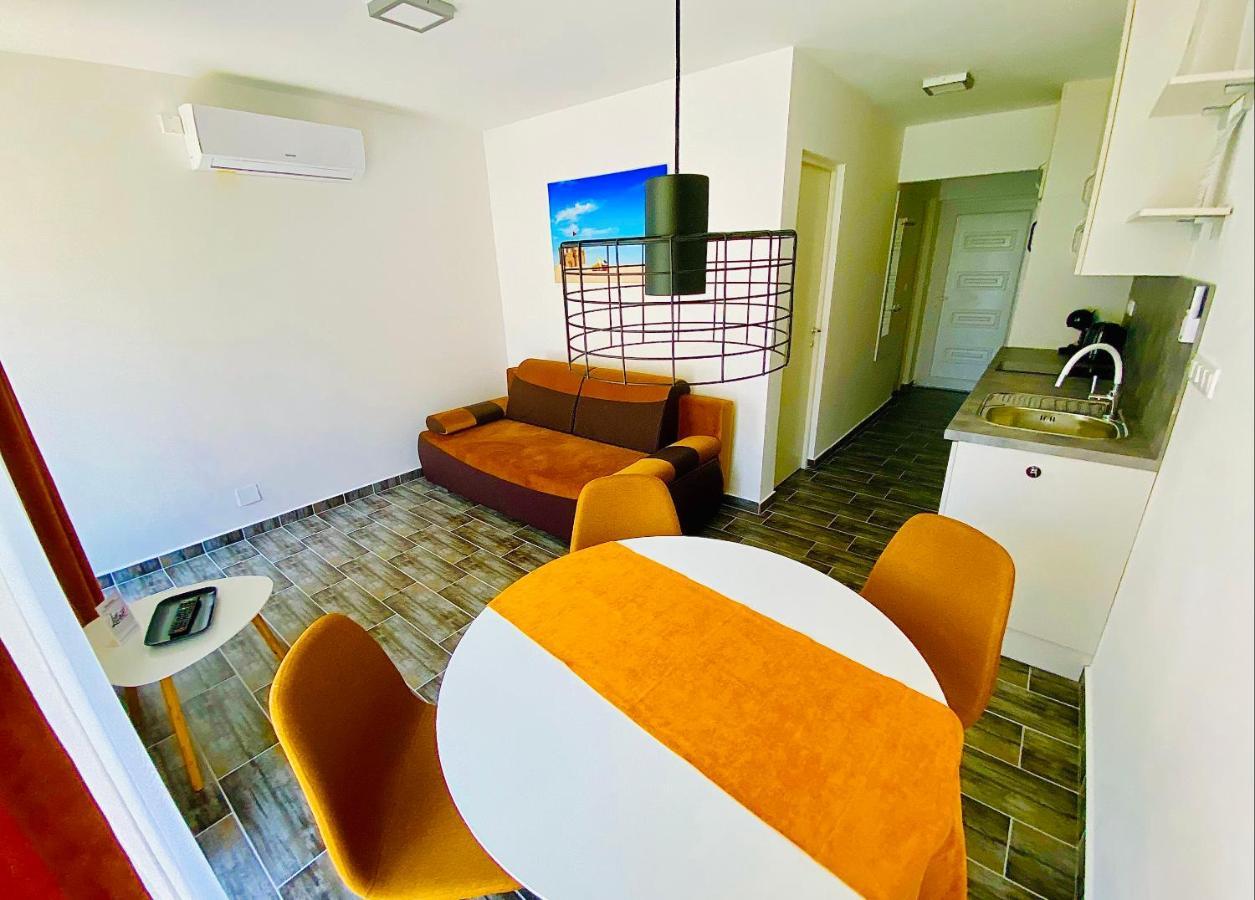 Lilac Apartman Balatonlelle Zewnętrze zdjęcie